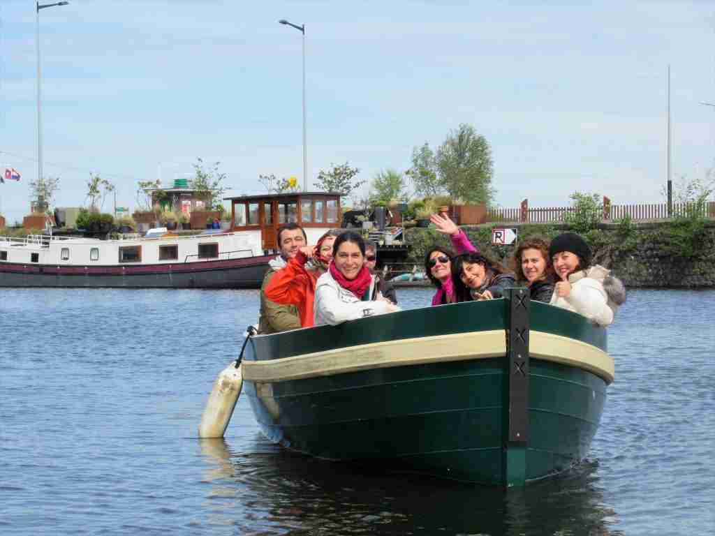 Navegando por los canales de Amsterdam