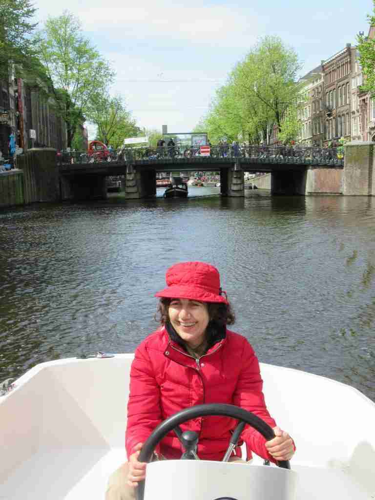 Navegando por los canales de Amsterdam