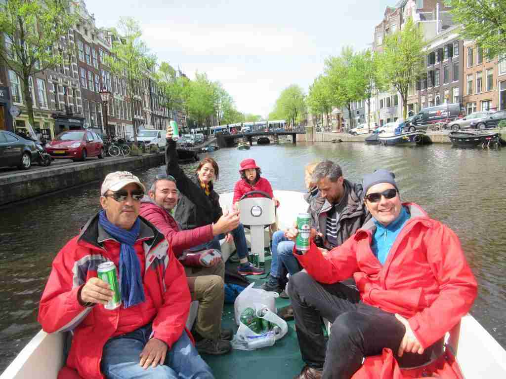 Navegando por los canales de Amsterdam