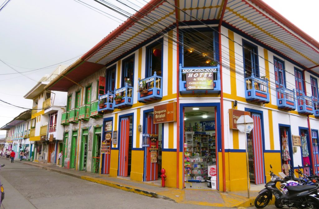 Droguería en Filandia, Eje Cafetero colombiano