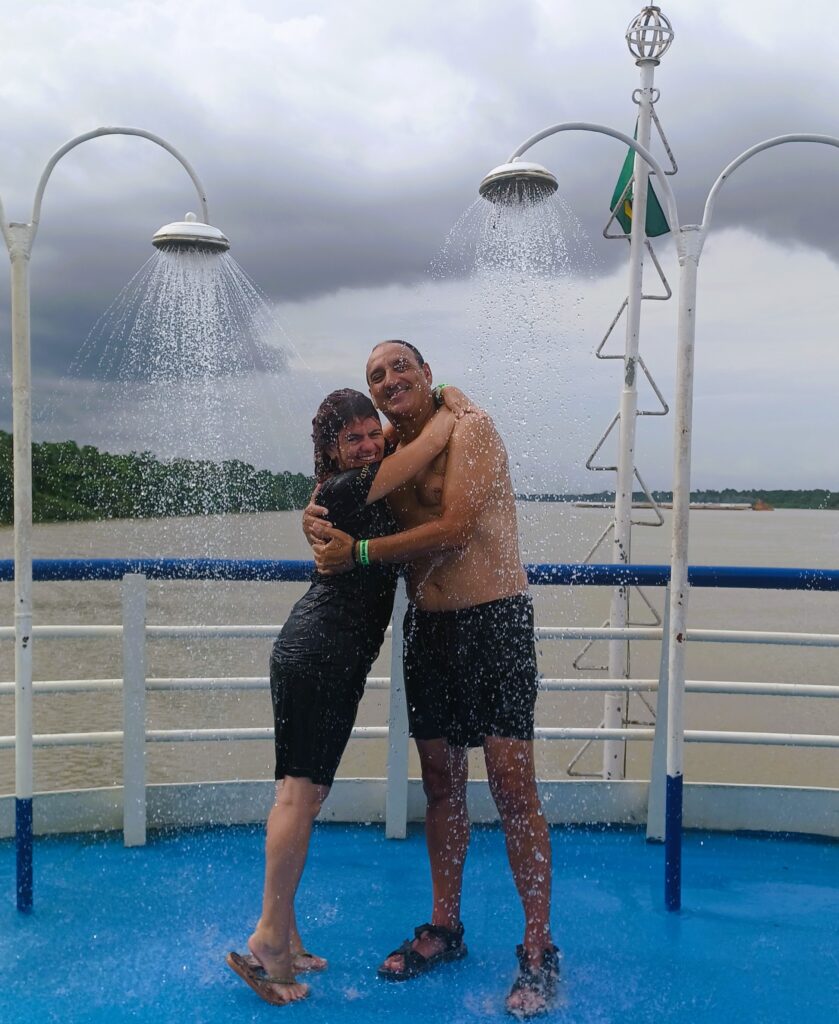 Barco en el Amazonas
