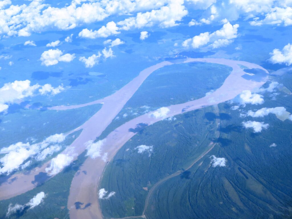 Ríos Amazonas desde el avión