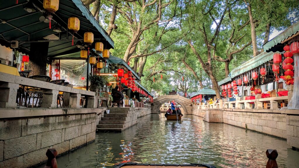 Canales en Tongli